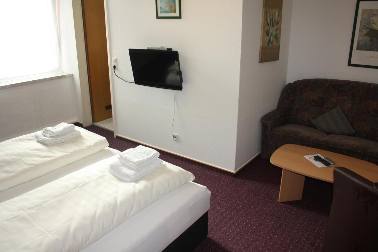 Hotel Am Kamin Duisburg Exterior photo