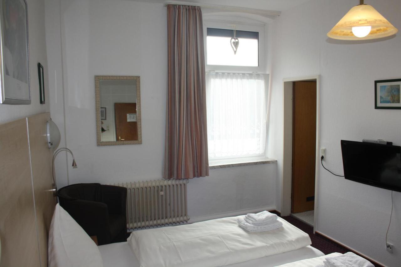 Hotel Am Kamin Duisburg Exterior photo