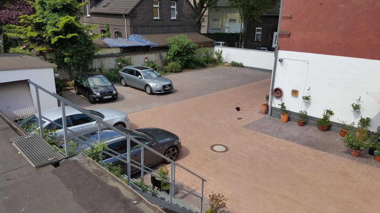Hotel Am Kamin Duisburg Exterior photo