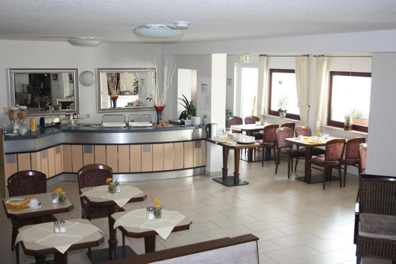 Hotel Am Kamin Duisburg Exterior photo